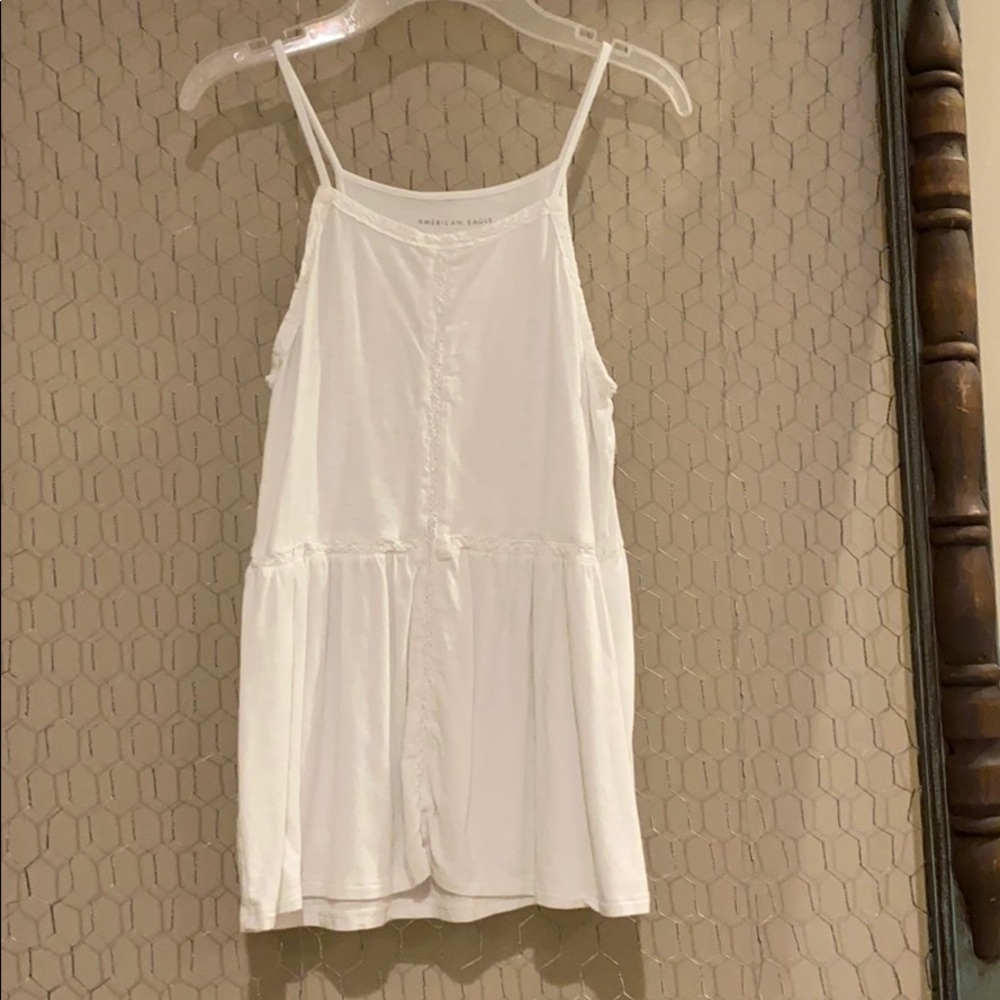 Beautiful white tank from American Eagle!
